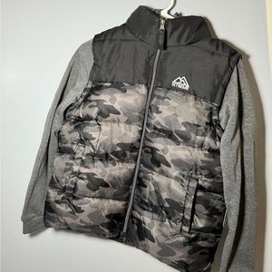 iXTREME BOYS JACKET, SIZE 18